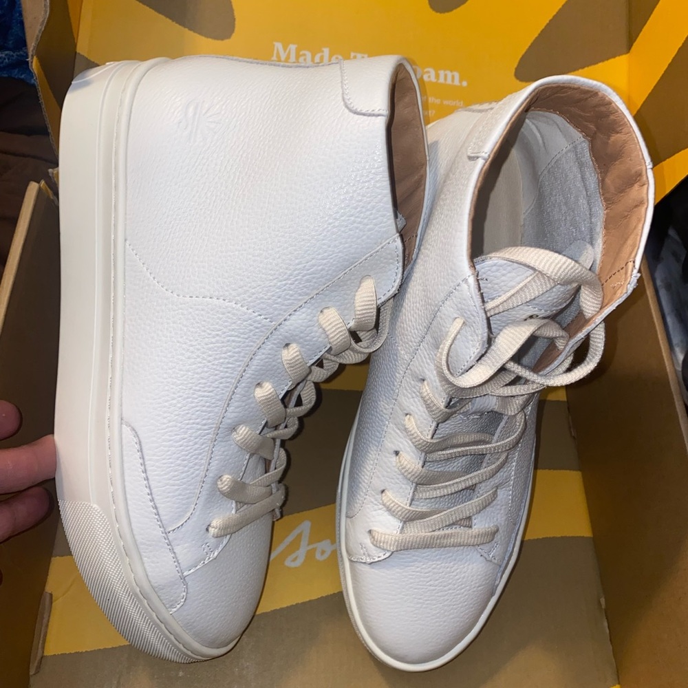 Soludos white size 10